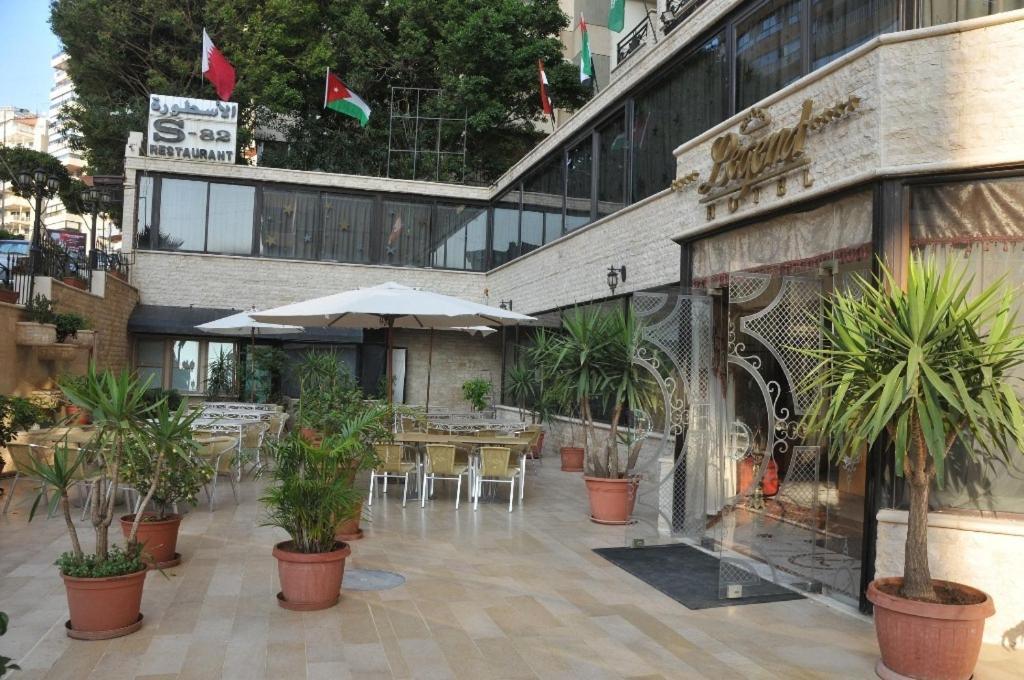 Legend Hotel Бейрут Экстерьер фото